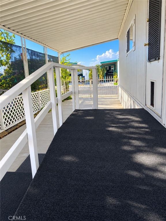 9391 California Avenue 2, Riverside, CA 92503 — photo 2