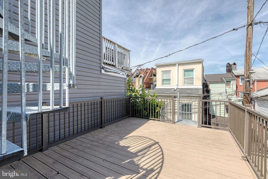 Image 24 of property listing at 302 S DUNCAN ST, Baltimore, MD 21231