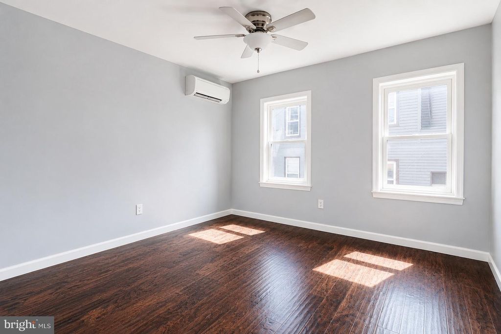 Image 27 of property listing at 302 S DUNCAN ST, Baltimore, MD 21231