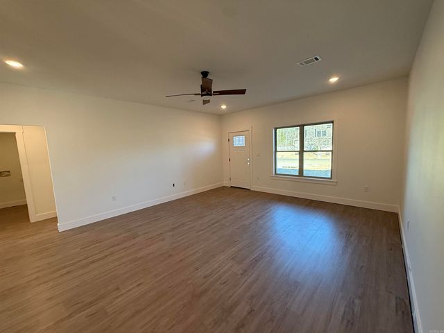 63 Wilhelmina Cove, Conway, AR 72032