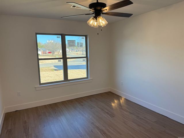 63 Wilhelmina Cove, Conway, AR 72032