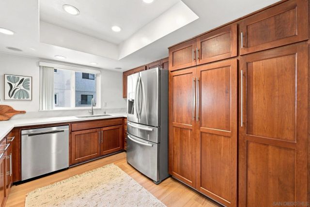 3982 La Jolla Village Dr, La Jolla, CA 92037