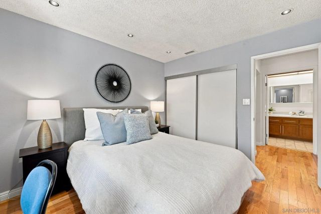 3982 La Jolla Village Dr, La Jolla, CA 92037