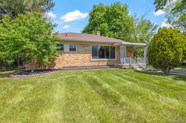 27230 W 6 Mile Road, Redford Charter Township, MI 48240