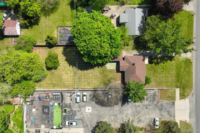27230 W 6 Mile Road, Redford Charter Township, MI 48240