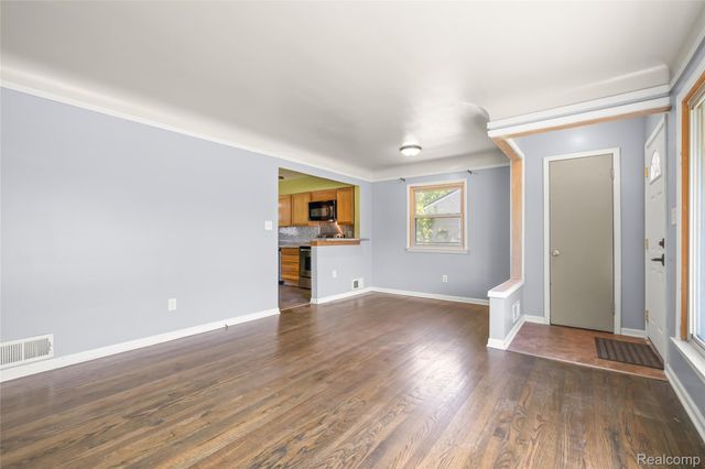 27230 W 6 Mile Road, Redford Charter Township, MI 48240