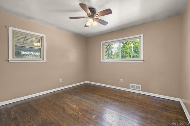 27230 W 6 Mile Road, Redford Charter Township, MI 48240