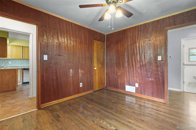 27230 W 6 Mile Road, Redford Charter Township, MI 48240