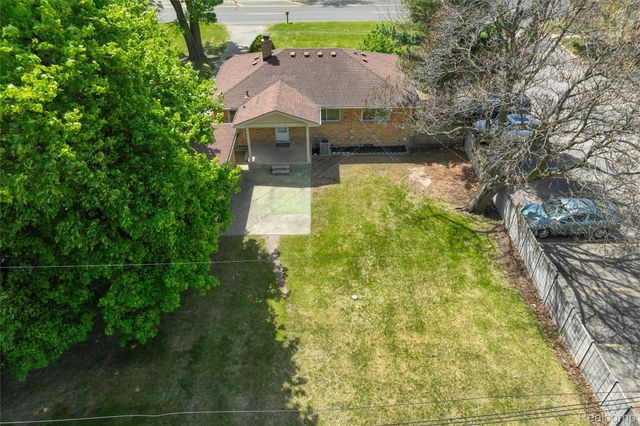 27230 W 6 Mile Road, Redford Charter Township, MI 48240