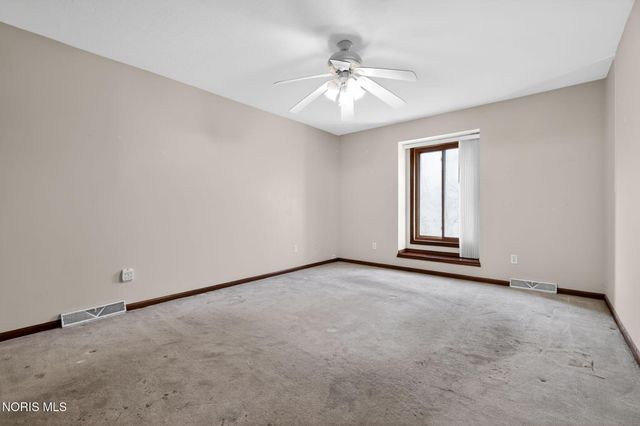 7028 Shooters Hill Road, Toledo, OH 43617