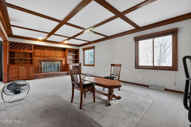 7028 Shooters Hill Road, Toledo, OH 43617