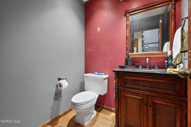 7028 Shooters Hill Road, Toledo, OH 43617