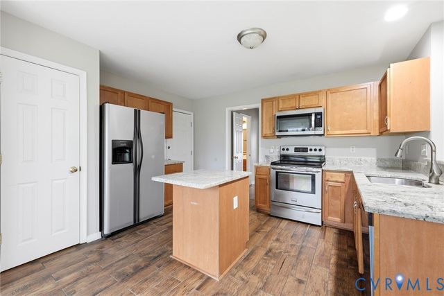 3529 Pease Rd, Chesterfield, VA 23112