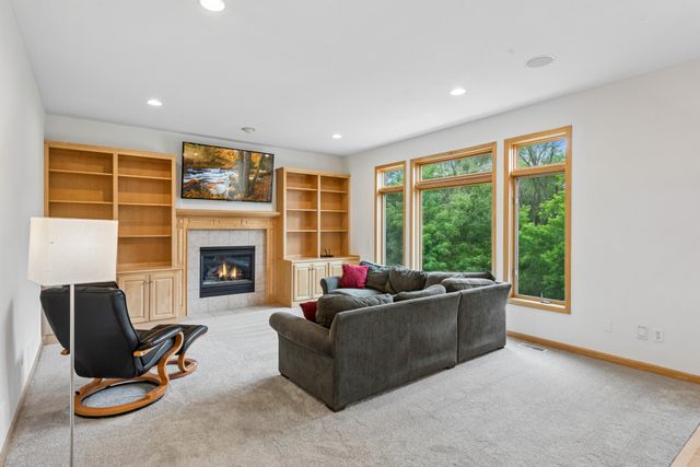 9257 Shetland Road, Eden Prairie, MN 55347