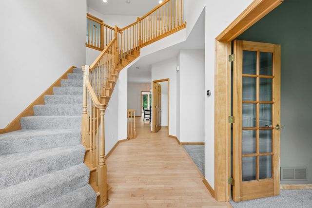 9257 Shetland Road, Eden Prairie, MN 55347