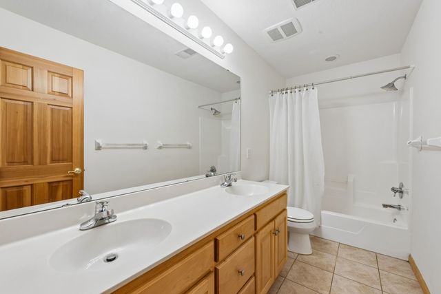 9257 Shetland Road, Eden Prairie, MN 55347