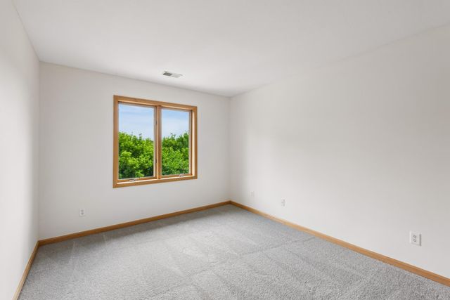 9257 Shetland Road, Eden Prairie, MN 55347