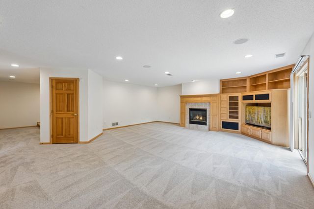 9257 Shetland Road, Eden Prairie, MN 55347