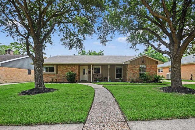 722 Seaway Drive, Seabrook, TX 77586