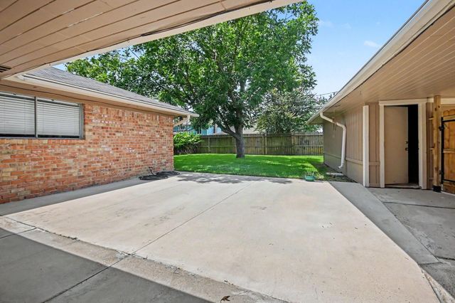 722 Seaway Drive, Seabrook, TX 77586