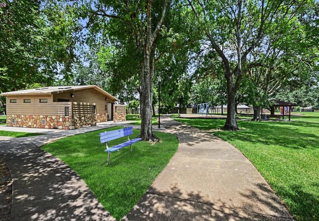 722 Seaway Drive, Seabrook, TX 77586