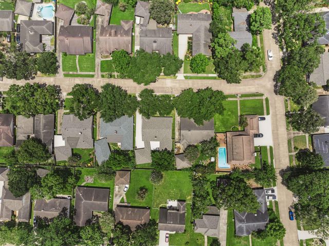 722 Seaway Drive, Seabrook, TX 77586