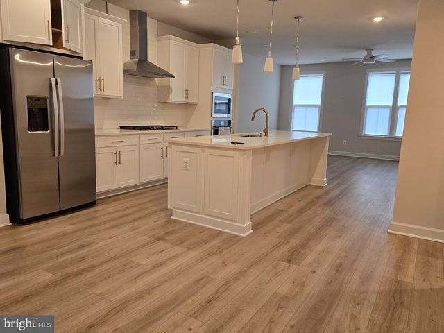 5313 8TH RD S, Arlington, VA 22204