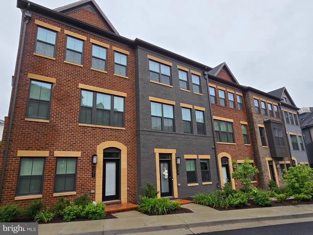 5313 8TH RD S, Arlington, VA 22204