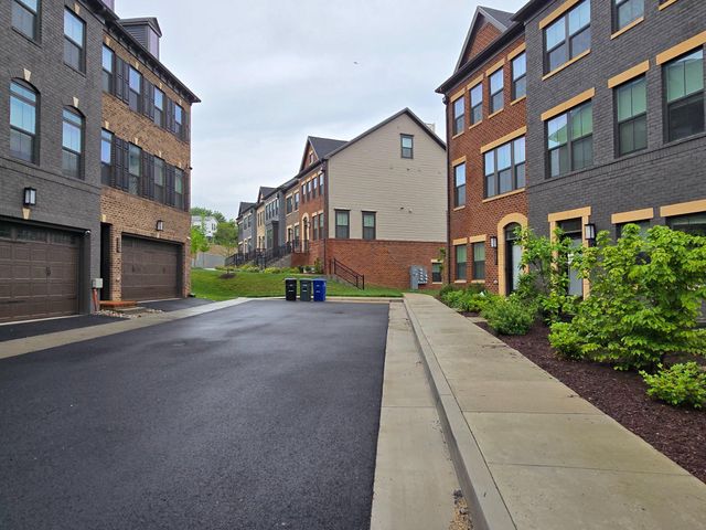 5313 8TH RD S, Arlington, VA 22204
