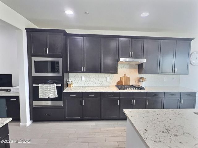 289 N Papershells Place, Sahuarita, AZ 85629