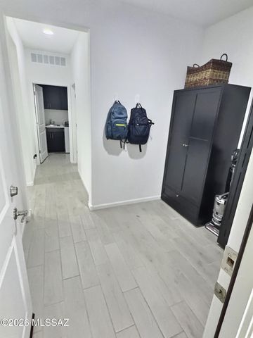 289 N Papershells Place, Sahuarita, AZ 85629