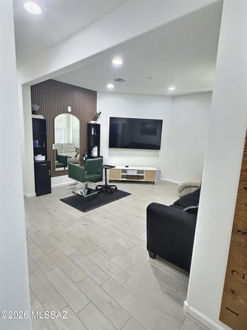 289 N Papershells Place, Sahuarita, AZ 85629