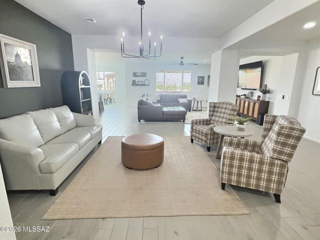 289 N Papershells Place, Sahuarita, AZ 85629