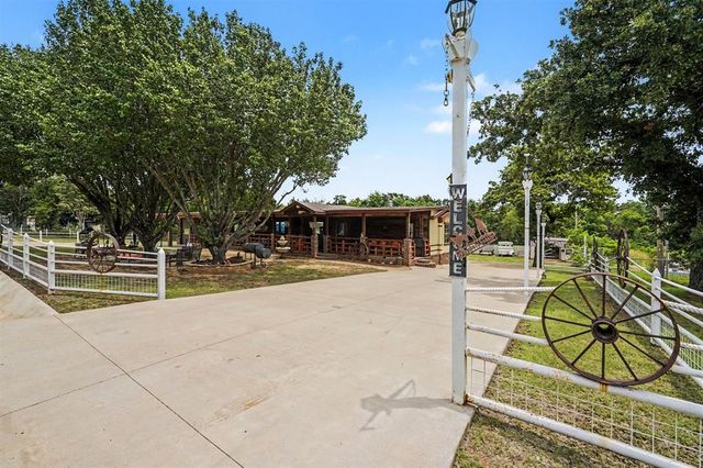 108 Woodland Drive, Edmond, OK 73025
