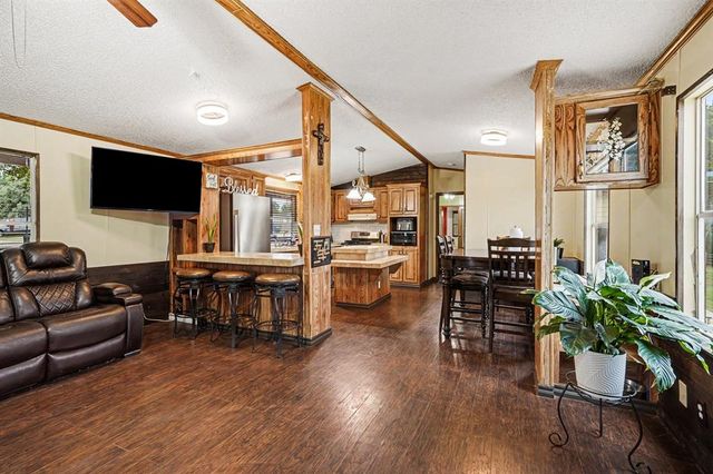 108 Woodland Drive, Edmond, OK 73025