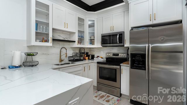 8219 Starnes Randall Road, Charlotte, NC 28215