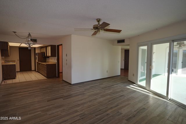 9803 W PEBBLE BEACH Drive, Sun City, AZ 85351