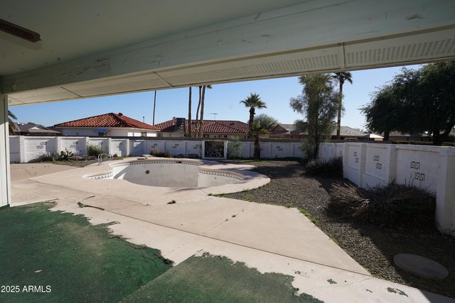 9803 W PEBBLE BEACH Drive, Sun City, AZ 85351