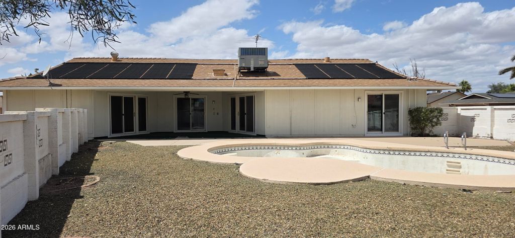 Image 28 of property listing at 9803 W PEBBLE BEACH Drive, Sun City, AZ 85351