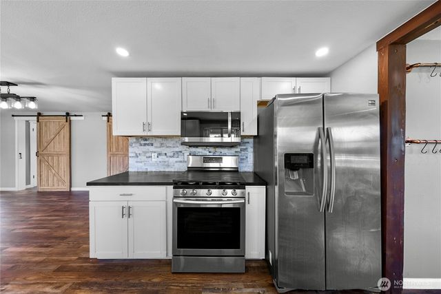 1700 S 15th Street, Mount Vernon, WA 98274