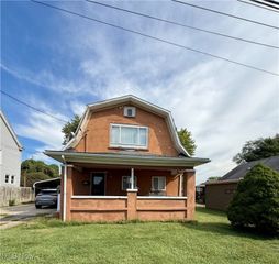813 16th, Vienna, WV 26105