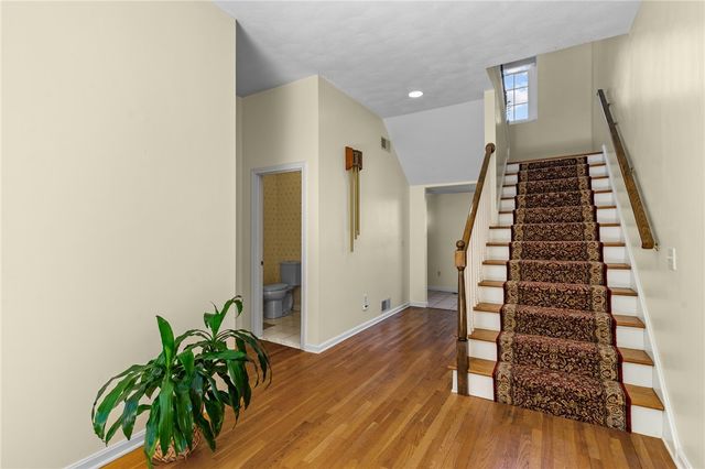 80 Howland Road, East Greenwich, RI 02818