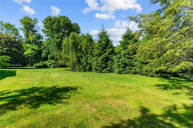 80 Howland Road, East Greenwich, RI 02818