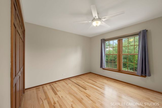 1063 Willow Creek Road, West Chicago, IL 60185