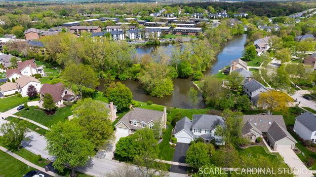 1063 Willow Creek Road, West Chicago, IL 60185