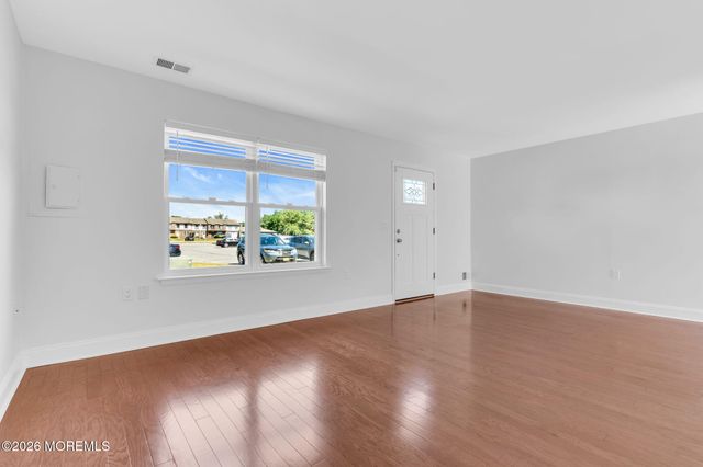 300 Greenwood Loop Road 300, Brick, NJ 08724