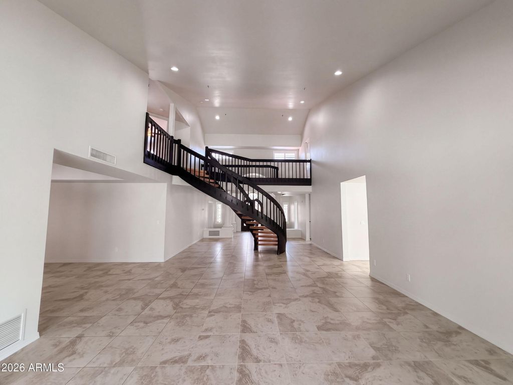 10240 E COCHISE Drive, Scottsdale, AZ 85258 — photo 3
