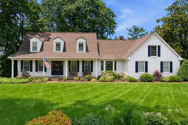 1207 Arrowhead Drive, Brentwood, TN 37027