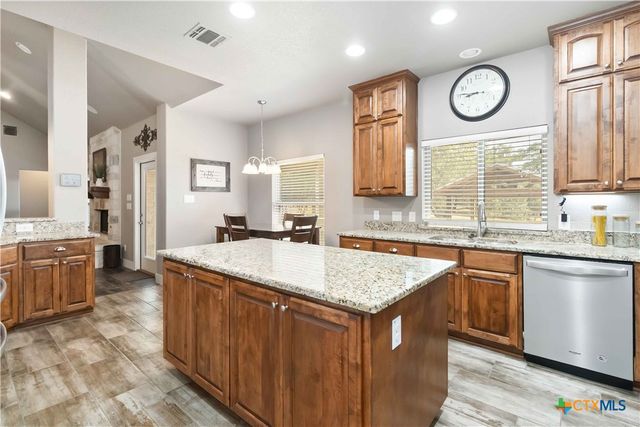 645 Cambridge Drive, New Braunfels, TX 78132