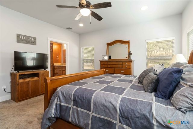 645 Cambridge Drive, New Braunfels, TX 78132